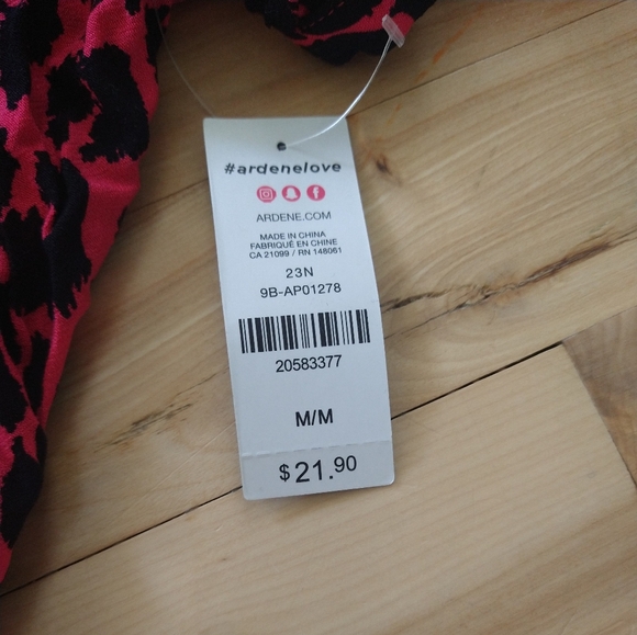 sweater - Picture 4 of 4